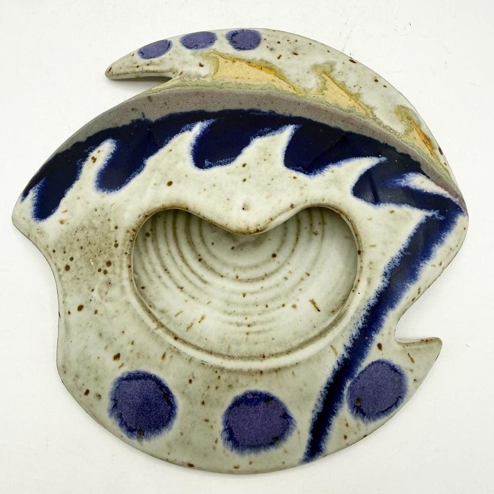 Vintage Studio Pottery Fish Form Sculptural Ashtray Piece Cobalt Blue White 8"